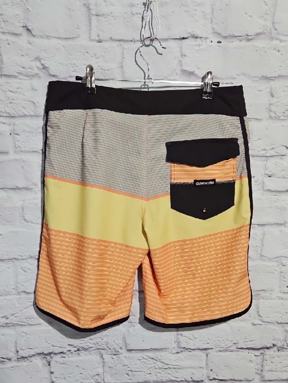 Quiksilver Highline Men's Yellow & Orange Striped Boardshorts - Picture 4 of 7